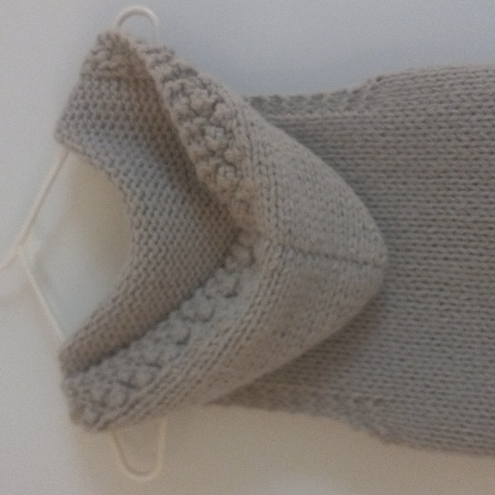 Anthropologie Beige Medium size Vest with a hoodie - Picture 6 of 6